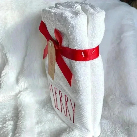 NEW - SET of 2 - MERRY - Rae Dunn - White with Red Embroidering Hand Towel SET - Picture 2 of 7